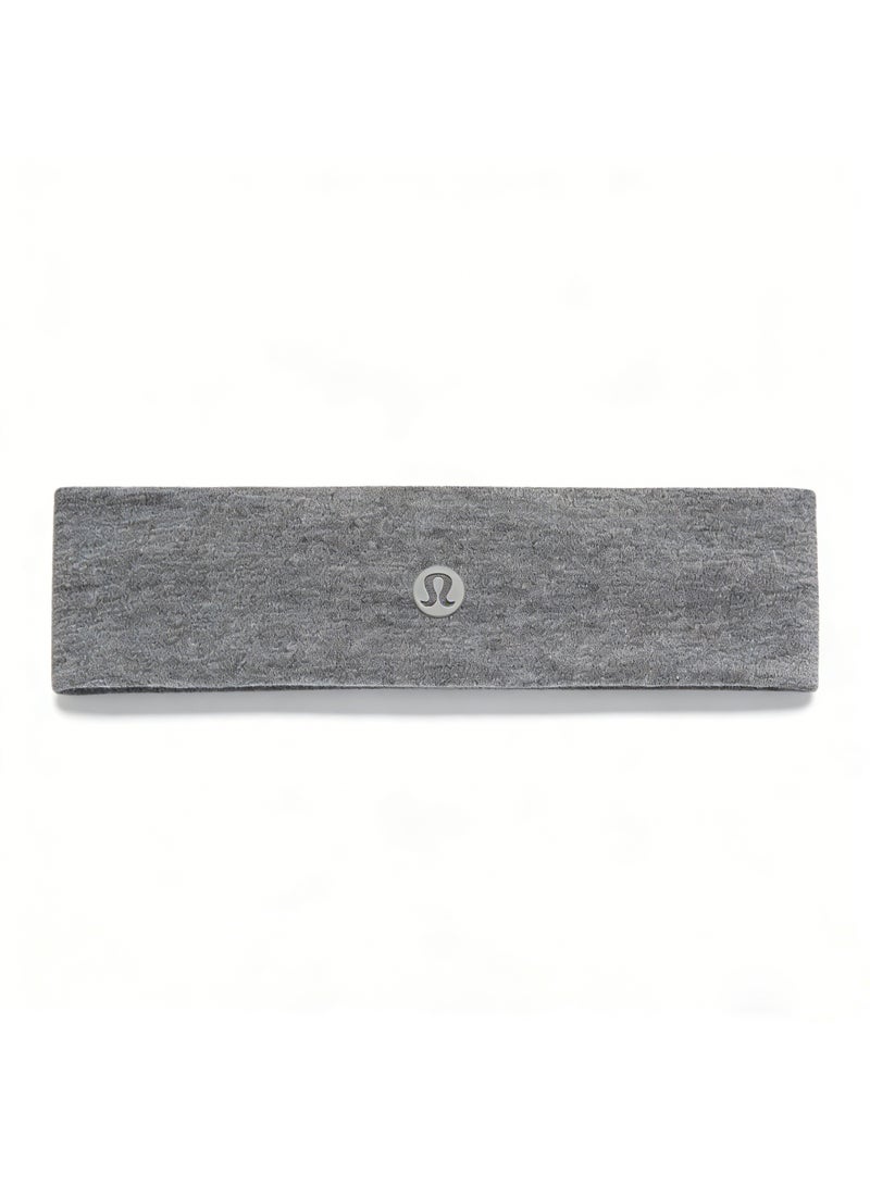 لولوليمون Lululemon Reversible Headband - Moisture-Wicking Fabric Hair Accessory with Signature Logo for Yoga, Gym & Daily Styling - Image 2