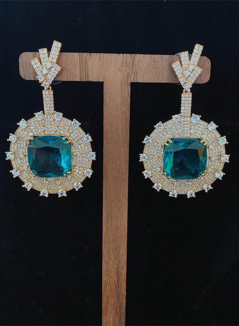 وأقراط شخصية أنيقة، مناسبة لأي مناسبة، مع صناديق هدايا جميلة - Image 2