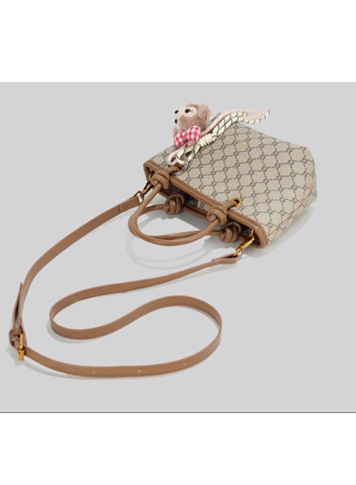 سيكاي Female High-End Light luxury Niche Retro Small Tote Crossbody Bag - Image 4