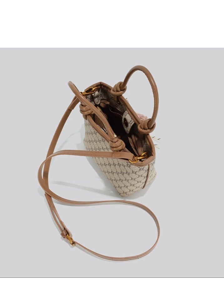 سيكاي Female High-End Light luxury Niche Retro Small Tote Crossbody Bag - Image 5