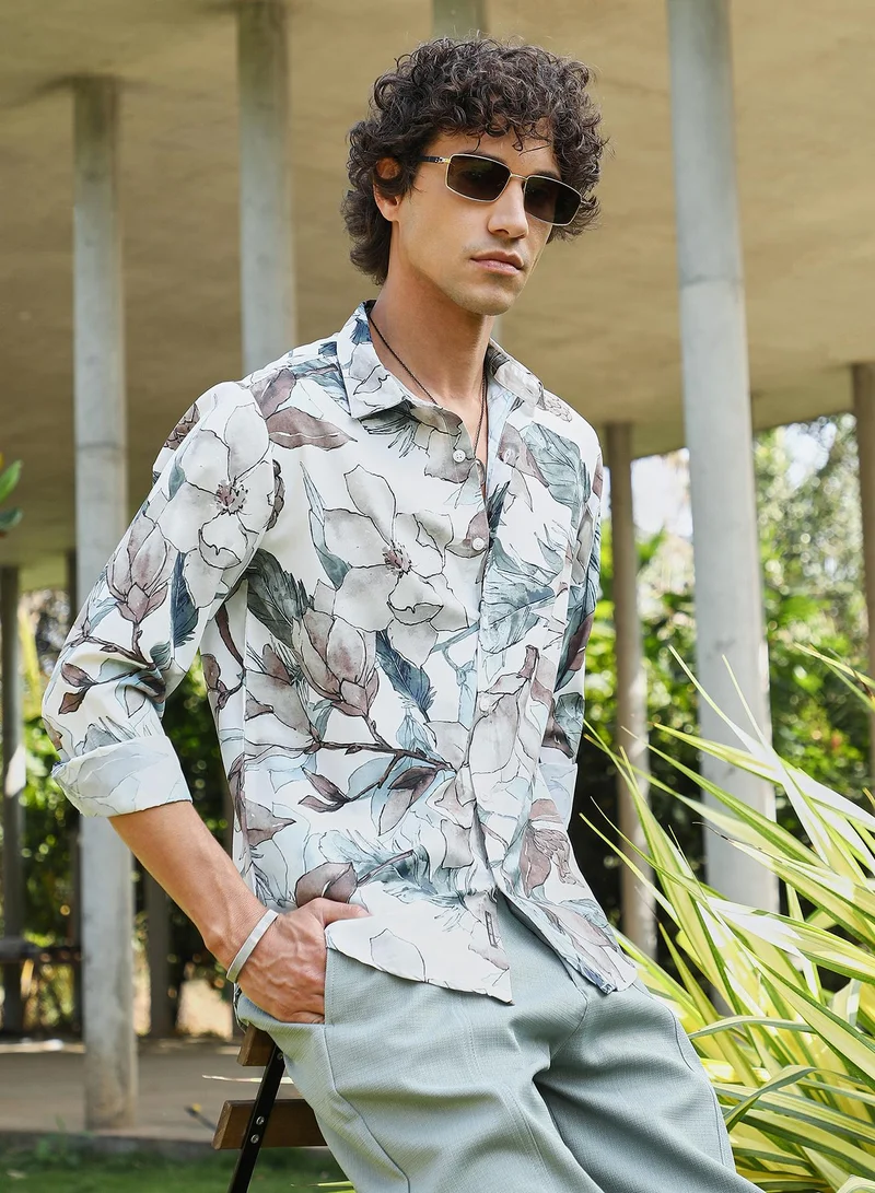 كامبوس سوترا قميص رجالي أزرق جليدي بنقوش أوراق ديزي بيضاء