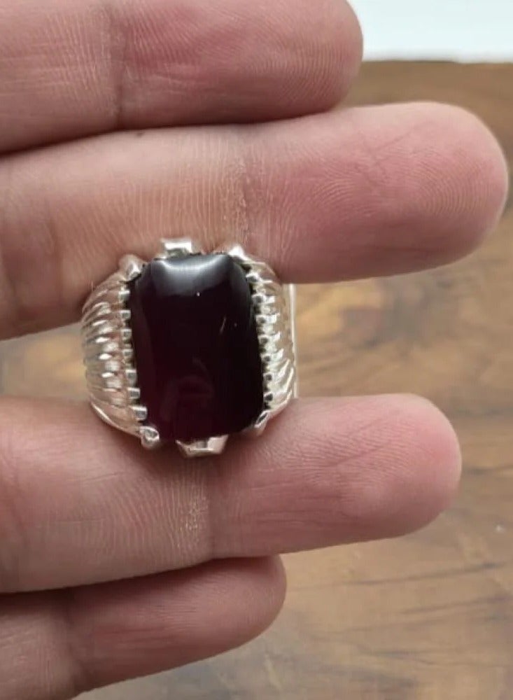 OtherMax Vip ring crowned with natural garnet stone - Image 4
