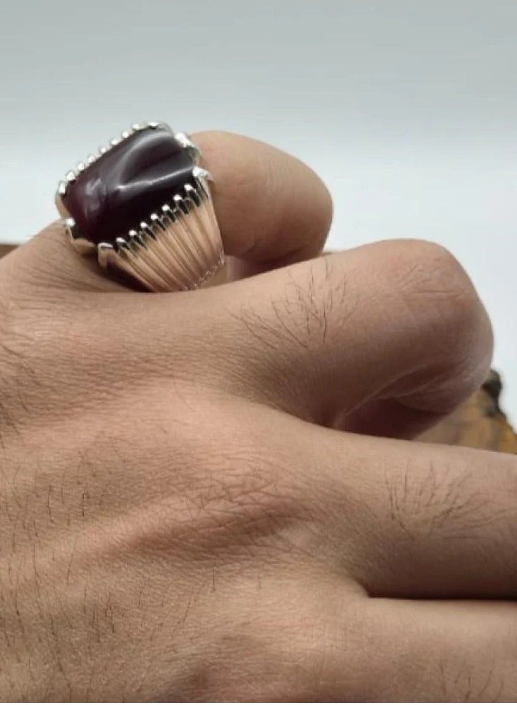 OtherMax Vip ring crowned with natural garnet stone - Image 5