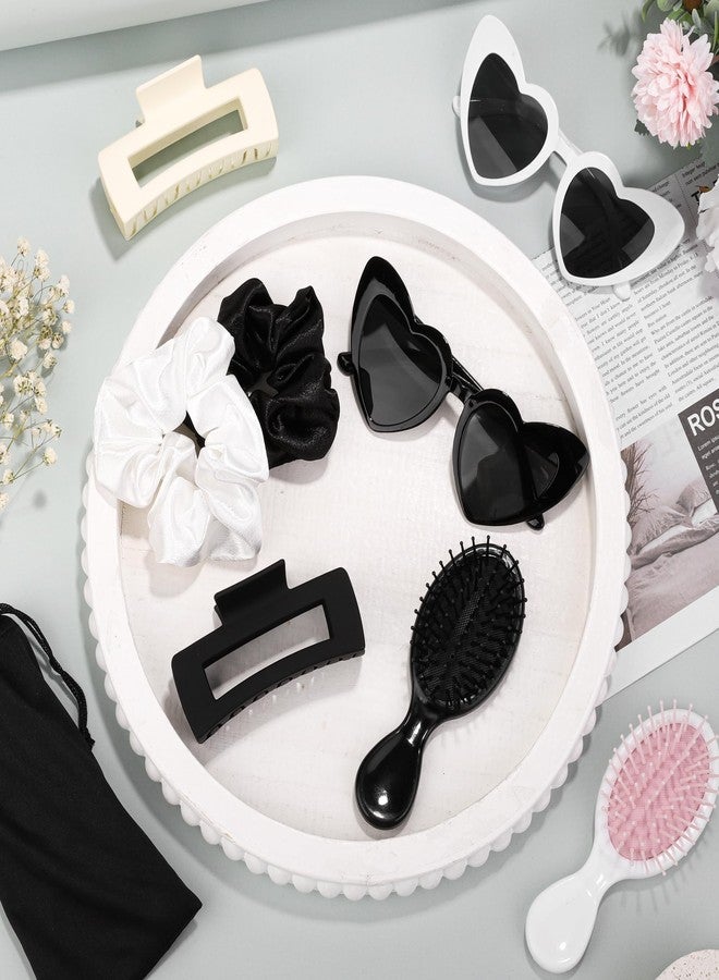 إلكوهو مجموعة إلكوهو من 48 قطعة من ربطات الشعر لوصيفات العروس، هدايا مميزة لحفلات توديع العزوبية، تتضمن ربطات شعر، مشابك شعر، أمشاط على شكل قلب، نظارات شمسية، وهدايا لحفلات ما قبل الزفاف، باللونين الأسود والأبيض. - Image 4