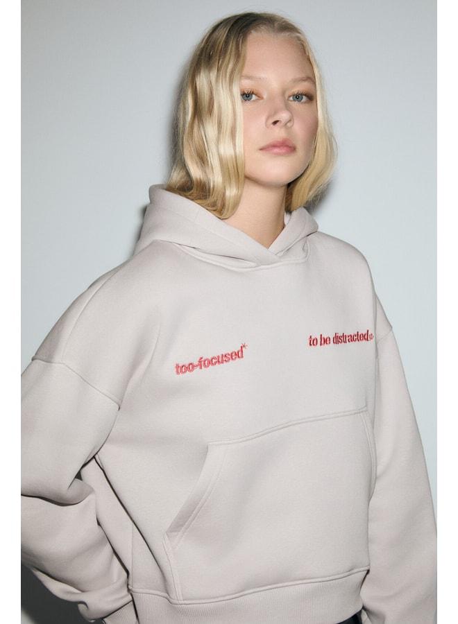 GRIMELANGE SILENT Women's Hooded Organic Cotton Sweatshirt with Polyester Lining, Kangaroo Pocket, Printed and Embroidered, Light Lilac. - Image 2