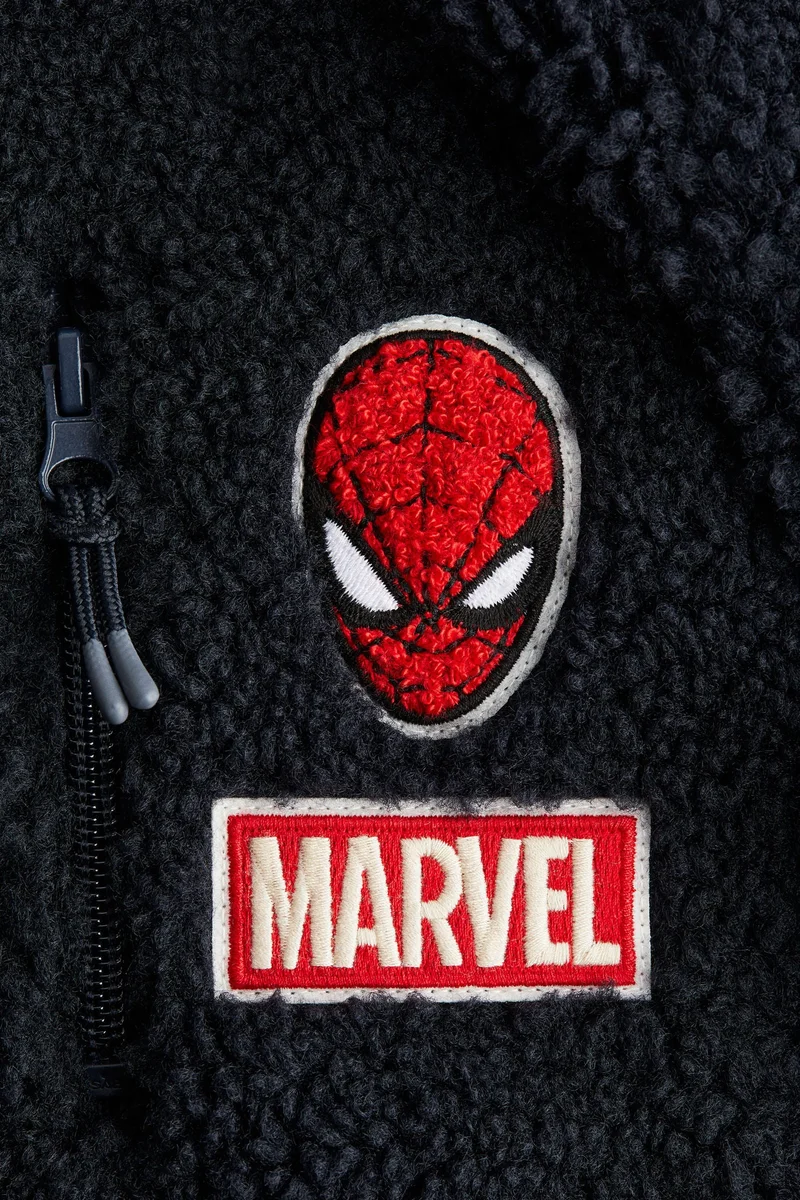 اتش اند ام جاكيت من نسيج تيدي مزخرف