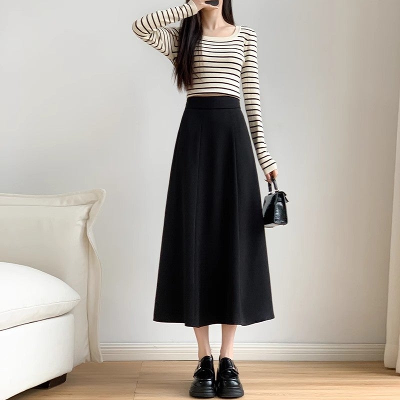 Professional Simple Black Suit Skirt for Women with High Waist, Slim and Drapedy Work Clothing Mid-Length A-Line Skirt, Skirt with Large Hem - Image 3