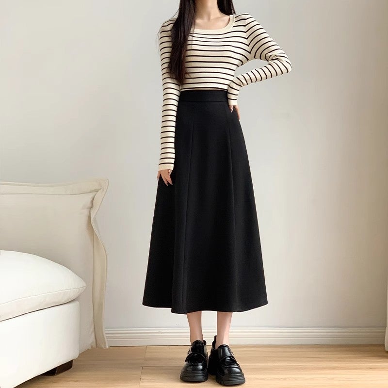 Professional Simple Black Suit Skirt for Women with High Waist, Slim and Drapedy Work Clothing Mid-Length A-Line Skirt, Skirt with Large Hem - Image 4