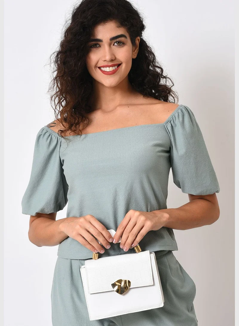 Haute Sauce Textured Magnet Lock Hand Bag with Handle detail