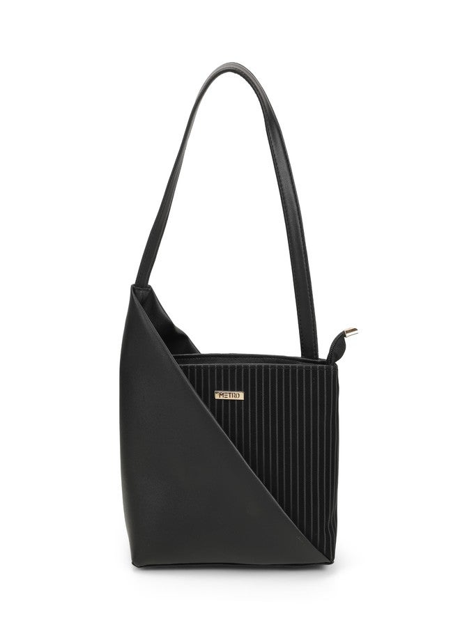 Metro Women's Black Women's Shoulder bags(66-806) - Image 1