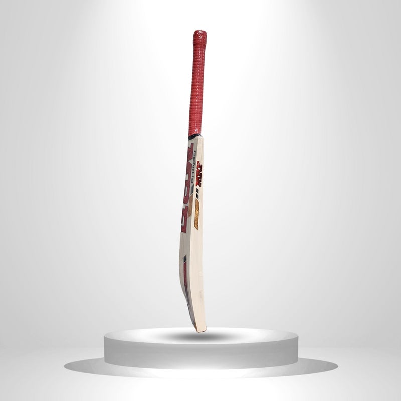 MRF Genius Masterclass English Willow Cricket Bat Junior Size 5 Hard Ball Bat - Image 4