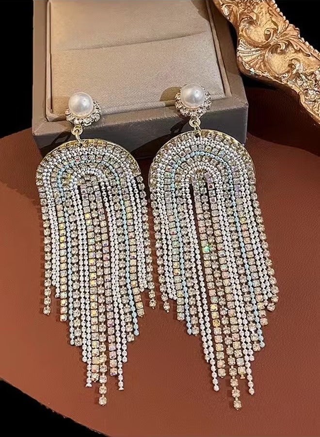 أقراط متدلية من سلسلة طويلة لامعة للنساء والفتيات، مثالية لمناسبات الزفاف والزفاف. - Image 1