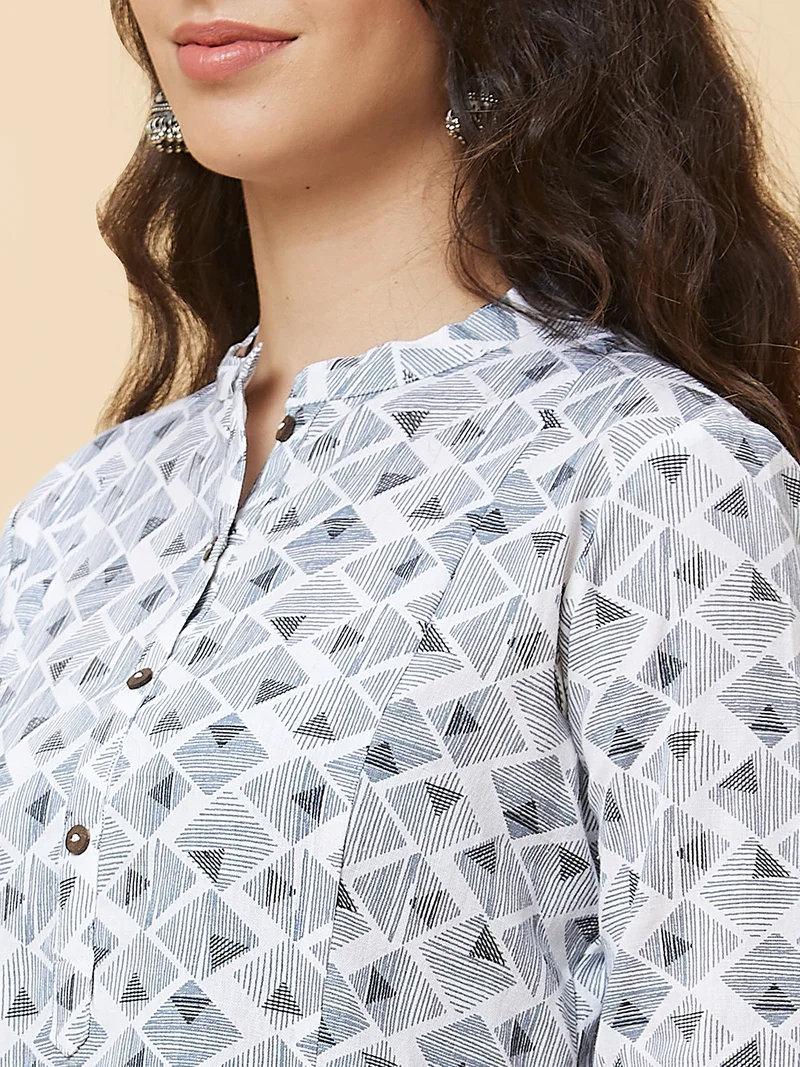 globus Women Geometric Printed Mandarin Collar Pure Cotton Kurta