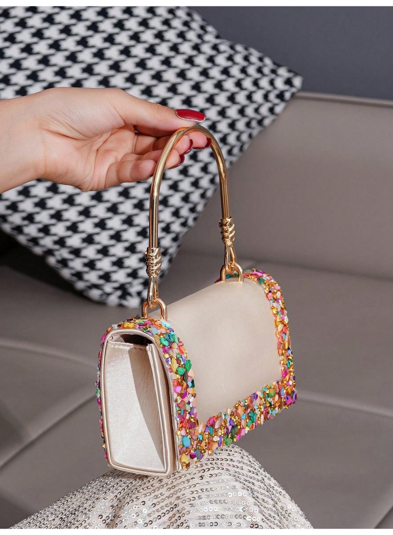 حقيبة سهرة نسائية كلتش بتصميم أنيق مزين بأحجار ملونة مع مقبض معدني وسلسلة قابلة للفصل - Image 4