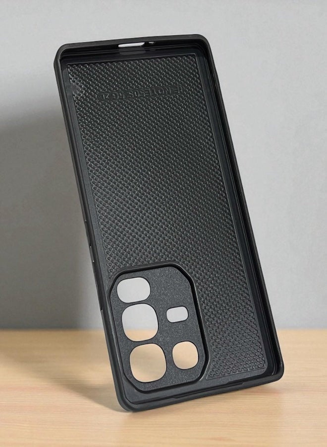 Covernex غطاء حماية لهاتف Infinix Note 50s بنمط خشبي داكن - Image 3