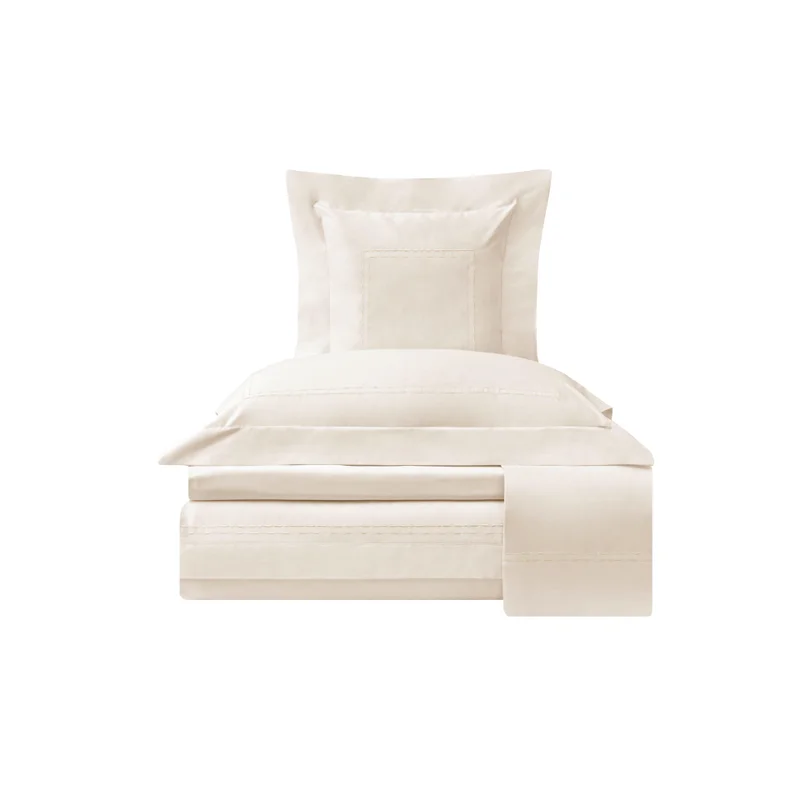 يسكن Amelia 4pc Duvet Cover Set