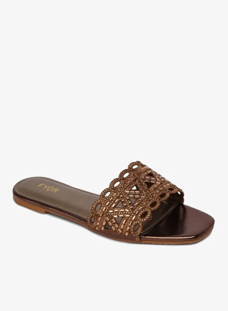 فايور صندل سلايد مزين بالكريستال مقصوص بمرآة