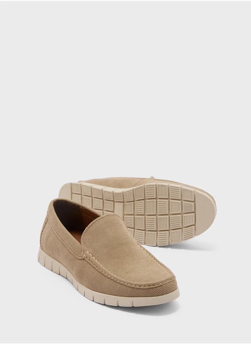 روبرت وود Coudroy Casual Slip Ons