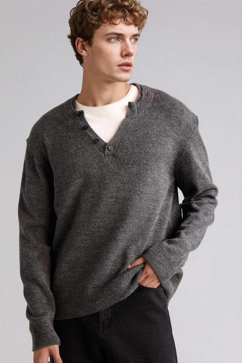 ديفاكتو Standard Fit Knitwear Pullover