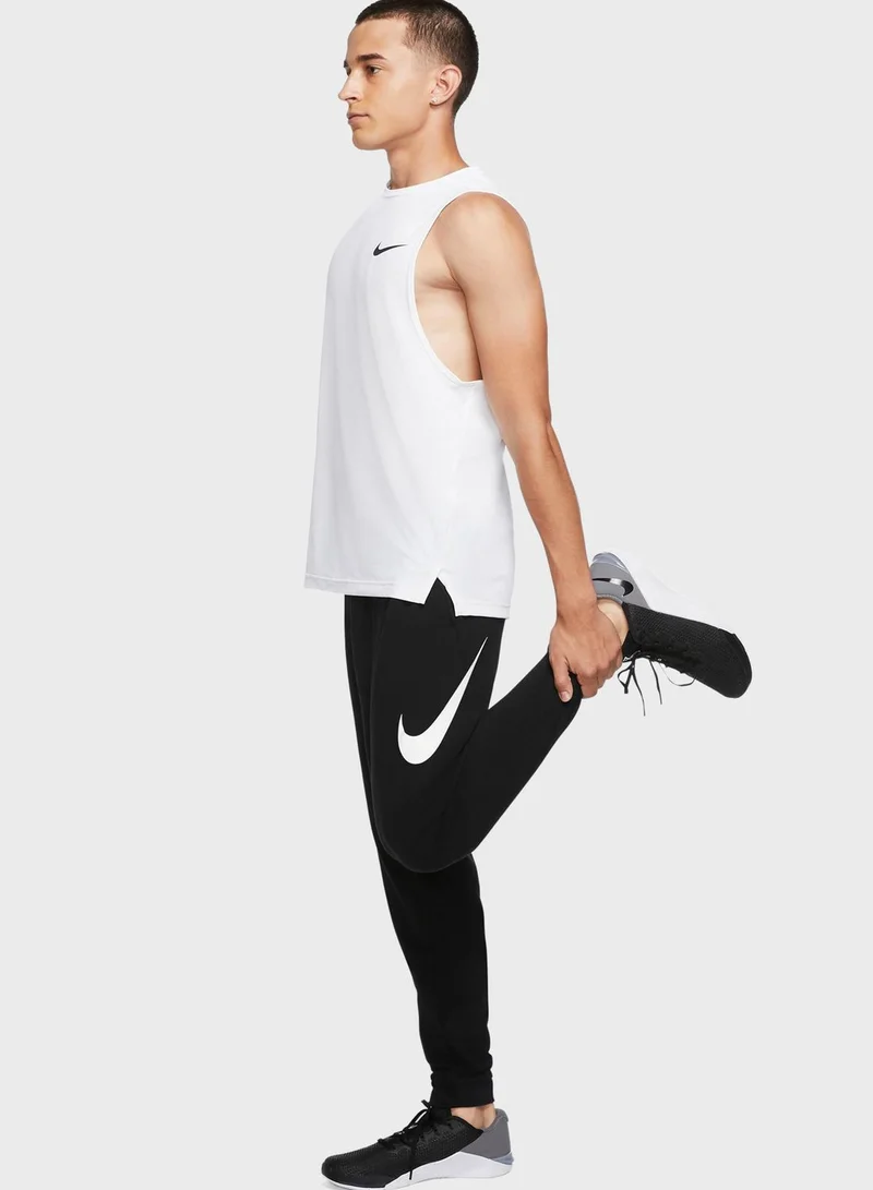 Nike Dri-FIT Swoosh Tapered Sweatpants