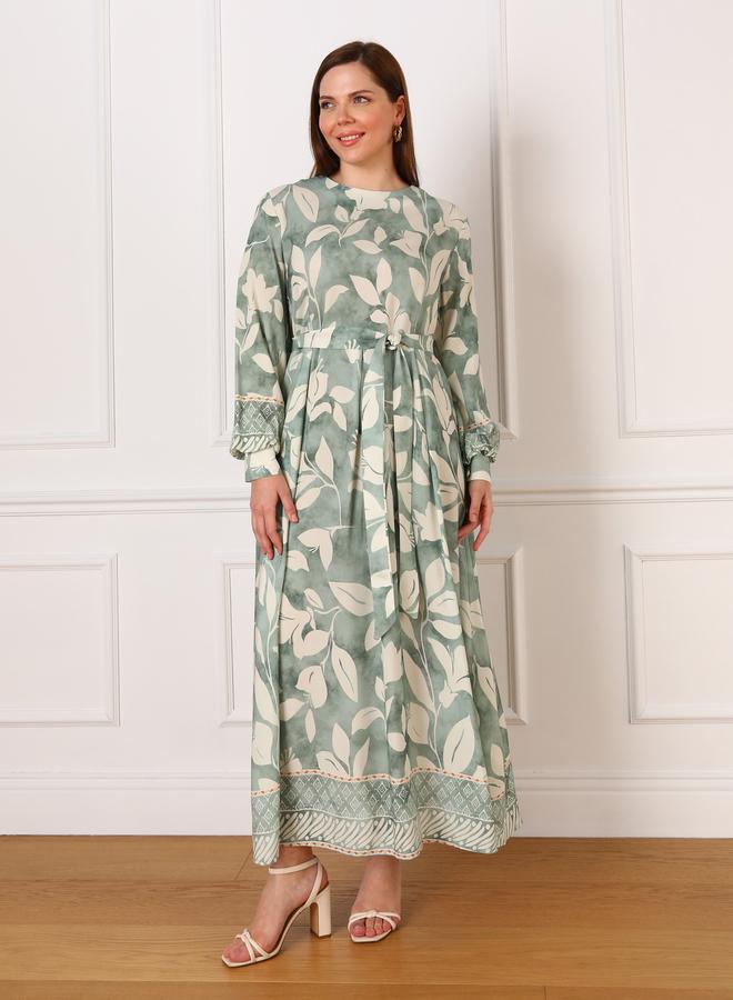 Alia Plus Green Maxi Dress with All Over Print - Image 2