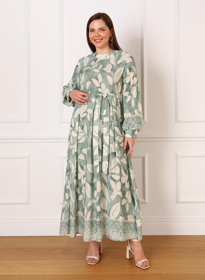Alia Plus Green Maxi Dress with All Over Print - Image 1