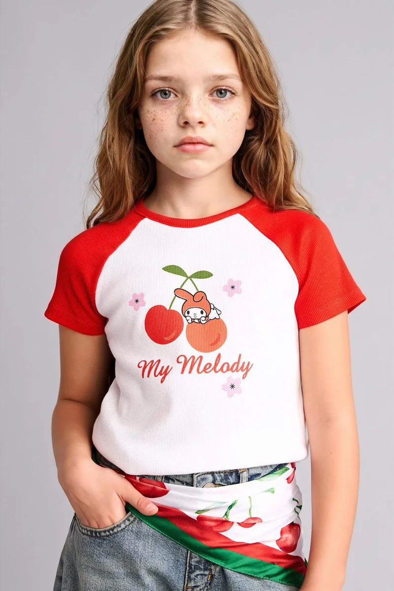 ديفاكتو Girl Slim Fit Crew Neck Short Sleeve T-Shirt