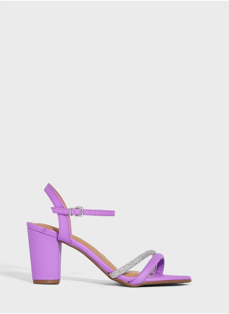 فيزانو Avery Ankle Strap High Heel Sandals