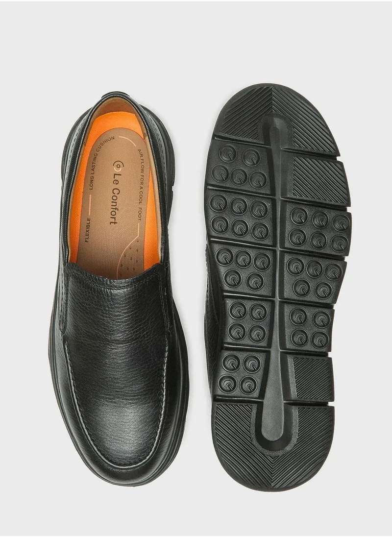 لو كونفورت Casual Comfort Slip Ons