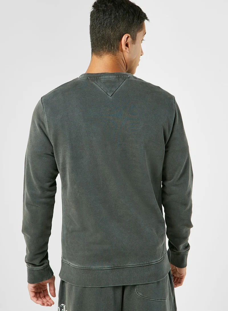 TOMMY JEANS Logo Crew Neck Sweatshirt