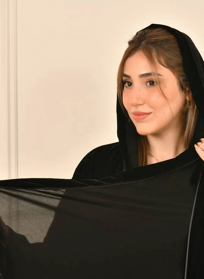 HAWRAA ABAYA Winter abaya with a butterfly cut and a velvet arrow border in black and dark navy blue bordered with gray yarn