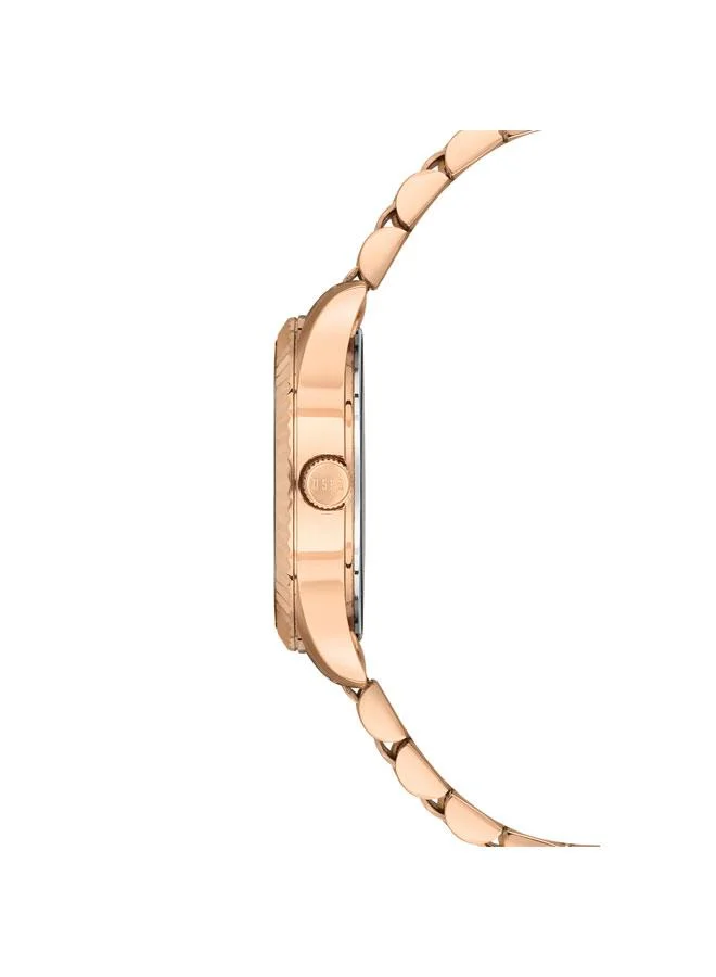 يو اس بولو اسن ساعة ستيل نسائية بقرص فضي وسوار ذهبي وردي  مم