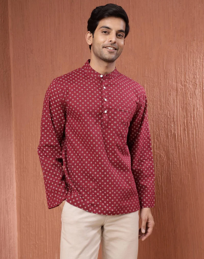 فاب انديا قميص قطني مطبوع بياقة متوسطة لون عنابي