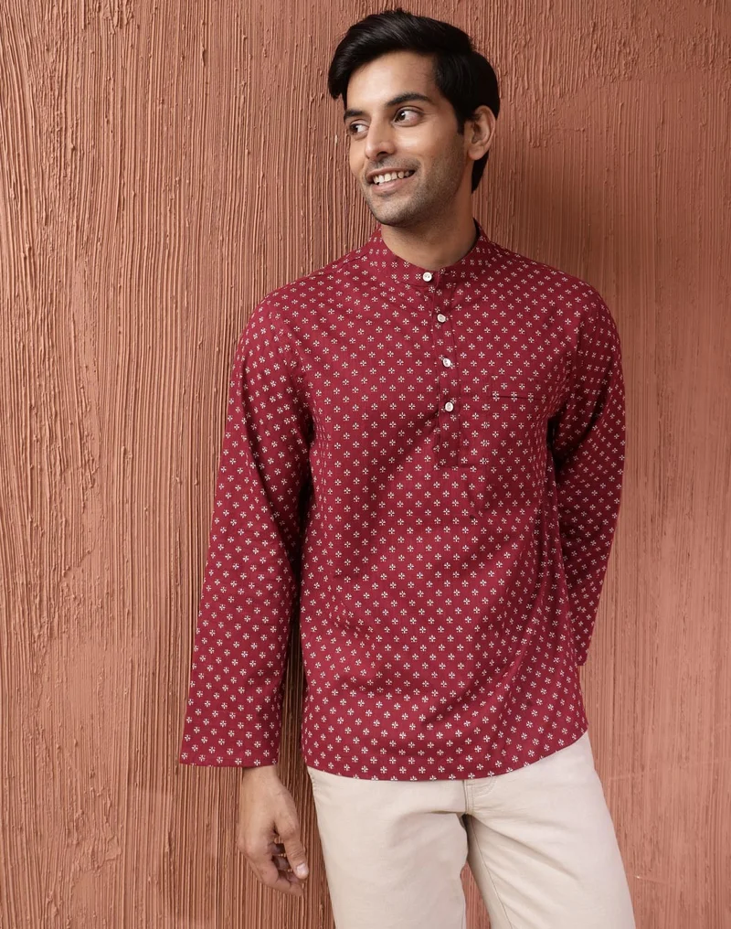 فاب انديا قميص قطني مطبوع بياقة متوسطة لون عنابي