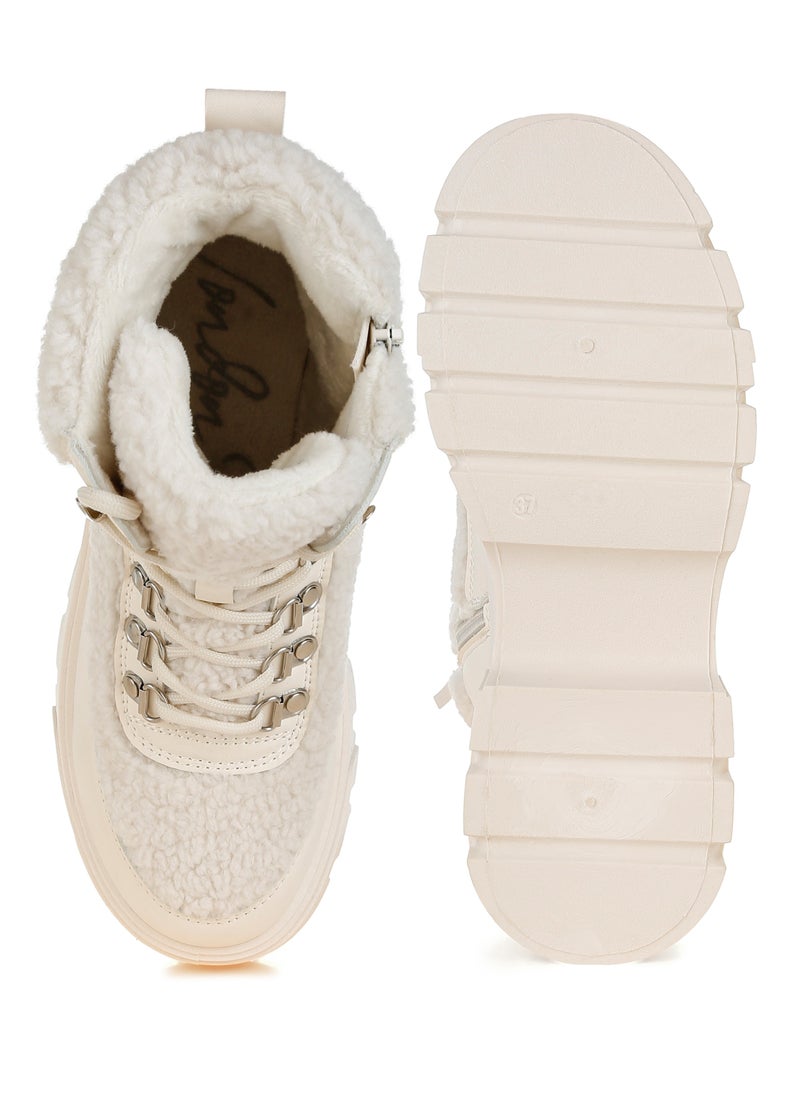 London Rag Faux Fur Detail Chunky Hiker Boots in Beige  - Image 4