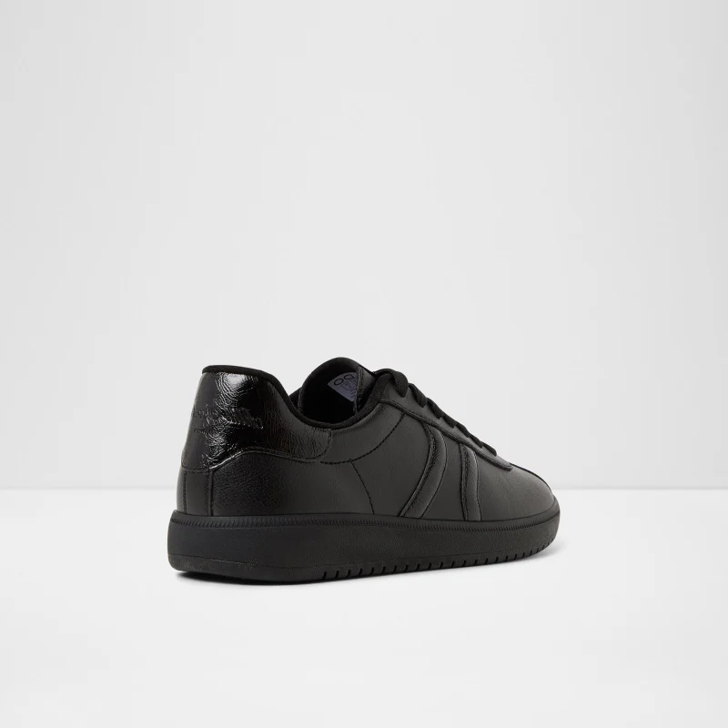 الدو CHIC Lace Up Sneakers