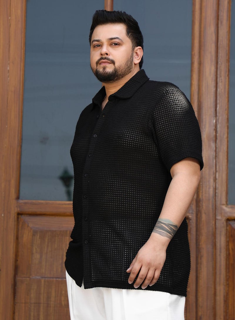 Instafab Plus Men's Onyx Black Solid-Knit Oversized Shirt For Casual Wear | Spread Collar | Short Regular Sleeves | Button Closure | Plus Size Shirt Crafted With Comfort Fit For Everyday Wear - Image 3