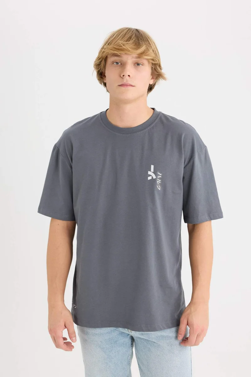 ديفاكتو Marvel Boxy Fit Crew Neck Back Printed T-Shirt