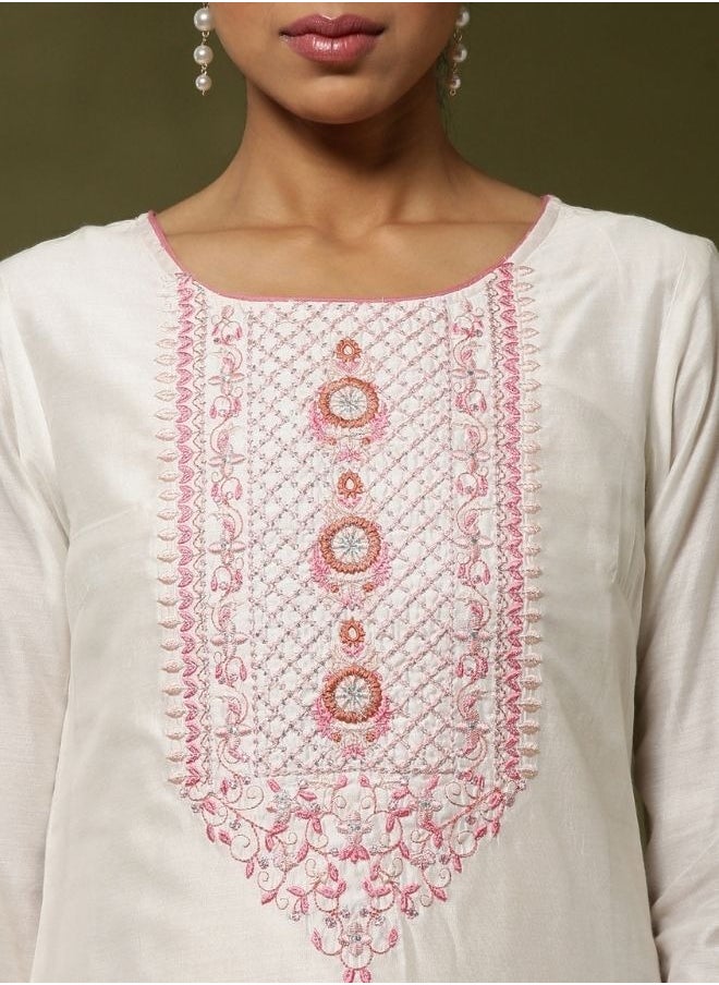 Abhishti Embroidered 3pc kurta set- offwhite  - Image 2