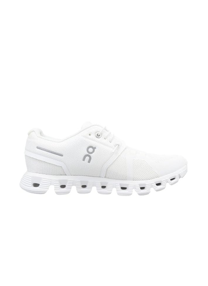 ON - ON Women's Cloud 5 Sneakers, Black/White - Image 1