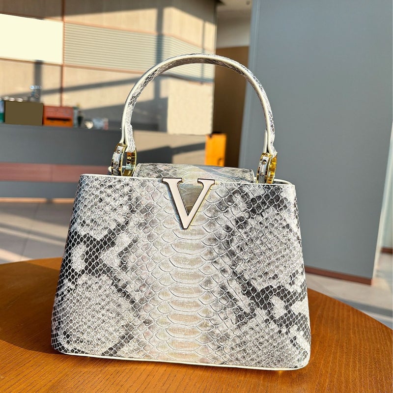 Lady Handbag 2025 Light Luxury High-End Fashion Ladies Handbag Himalayan V-Shaped Colorful Gradient Snake Pattern - Image 3