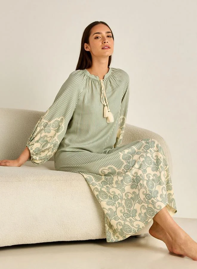 سبلاش فيڤ قميص نوم بأكمام طويلة ورباط بشراريب من الفيسكوز