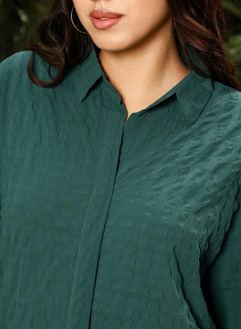 PINACOLADA  Women's Emerald Green Chunky-Seersucker Oversized Shirt | نساء | أكمام طويلة | سادة | طوق منتشر | كاجوال كبير الحجم | قميص for Women | Best Price UAE