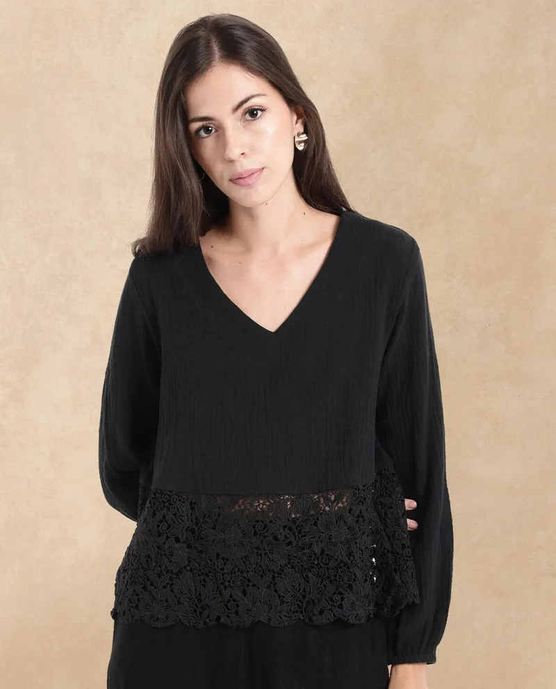 Rareism Women's Double Cloth Top With Lace Detail