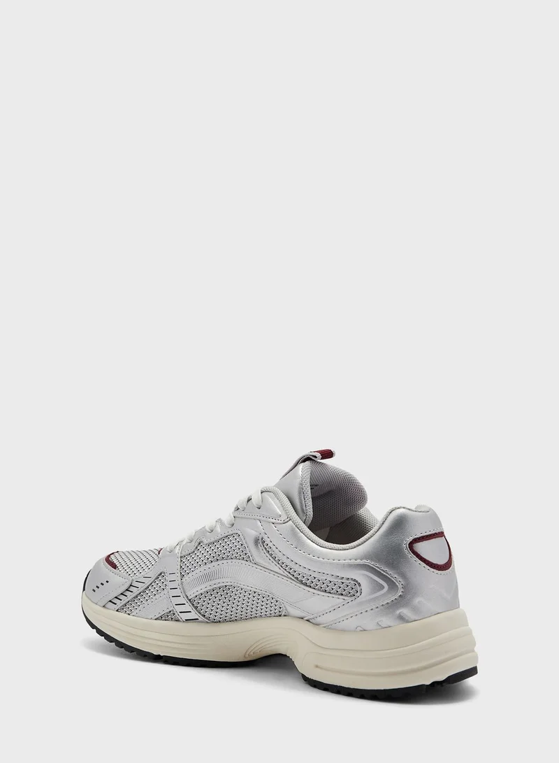 مانجو Flash Low-Top Sneakers