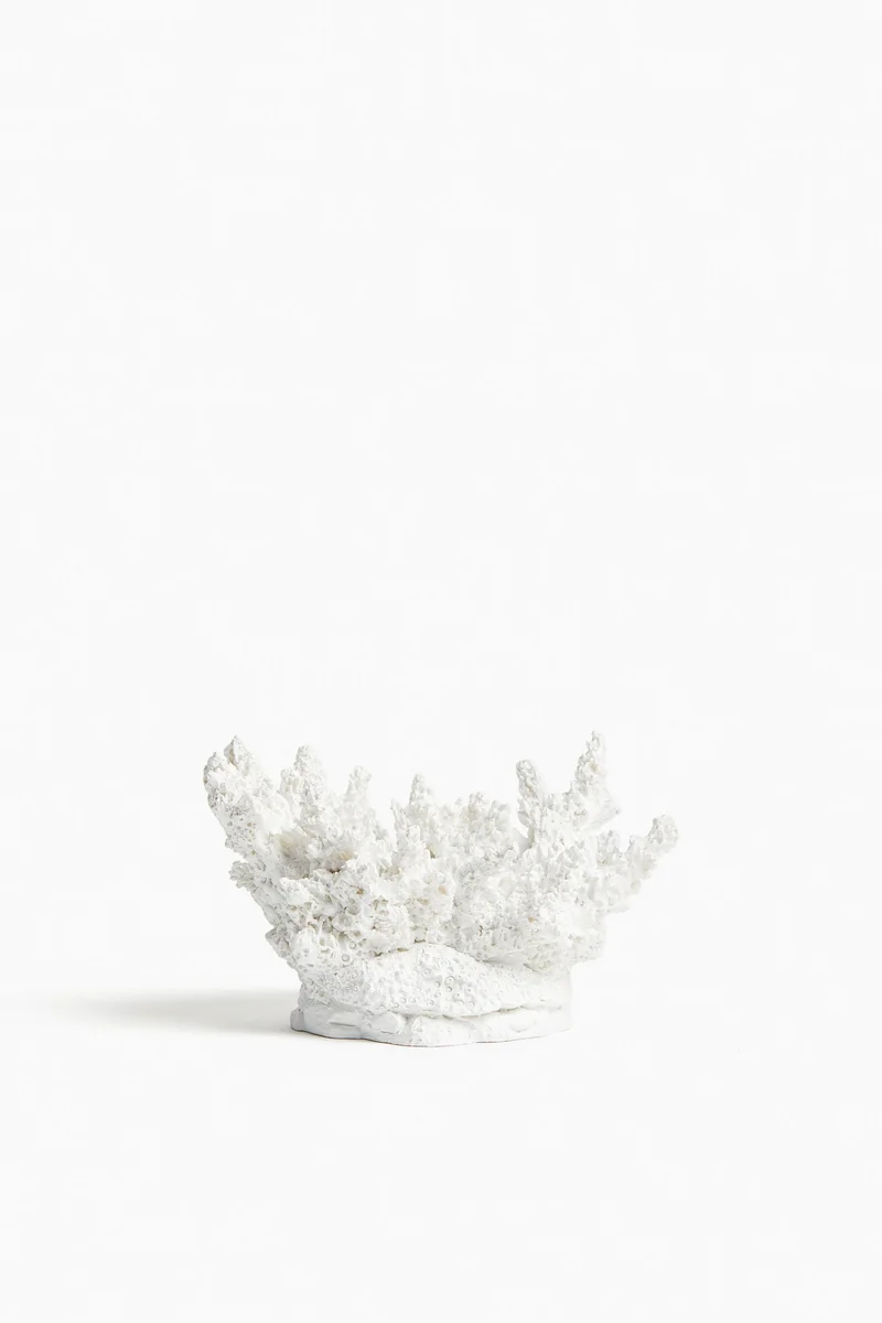 H&M Coral-inspired sculpture