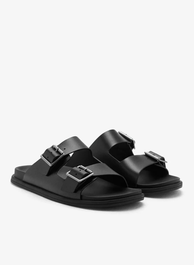 مانجو مان صنادل جلدية بأبازيم