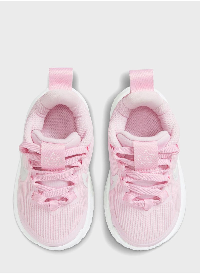 Nike - Infant Star Runner 4 - Image 1