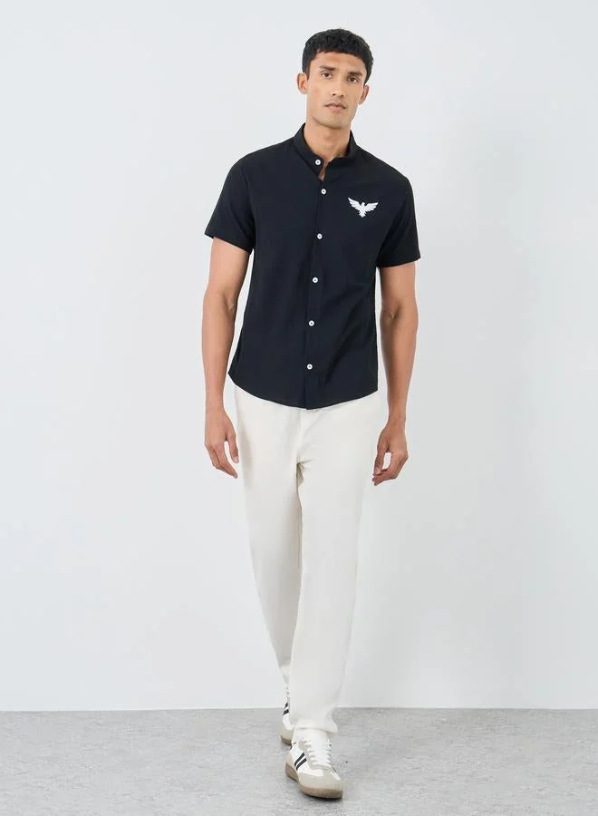 تايك تو قميص بطبعة جرافيك بياقة الماندرين