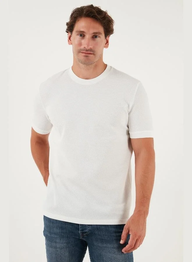 بوراتي تيشيرت رجالي بياقة دائرية بقصة ضيقة من قطن سترتش من بوراتي